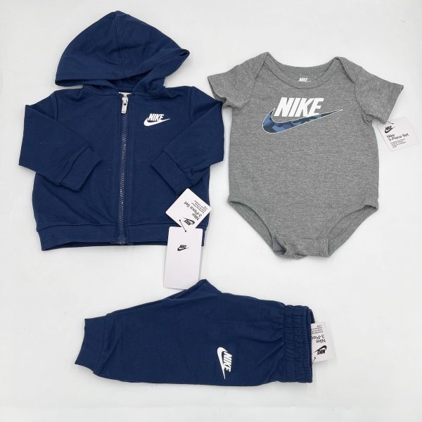Conjunto 3 piezas - NIKE
