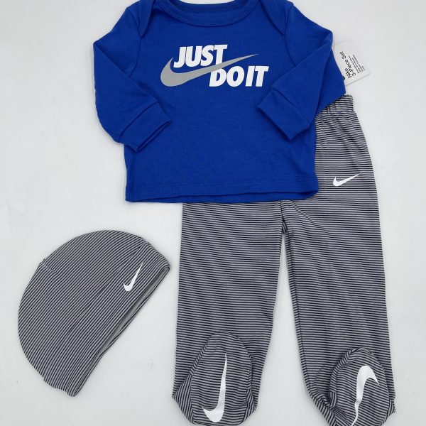 Conjunto NIKE