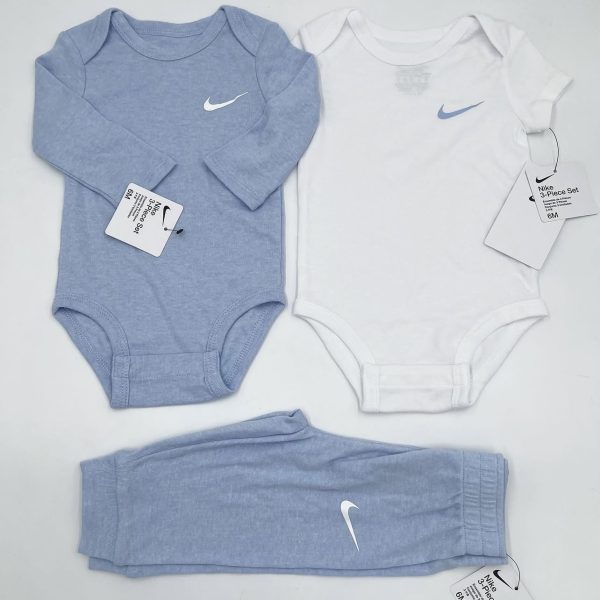 Conjunto NIKE