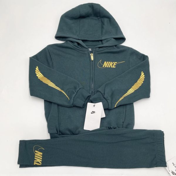 Conjunto NIKE