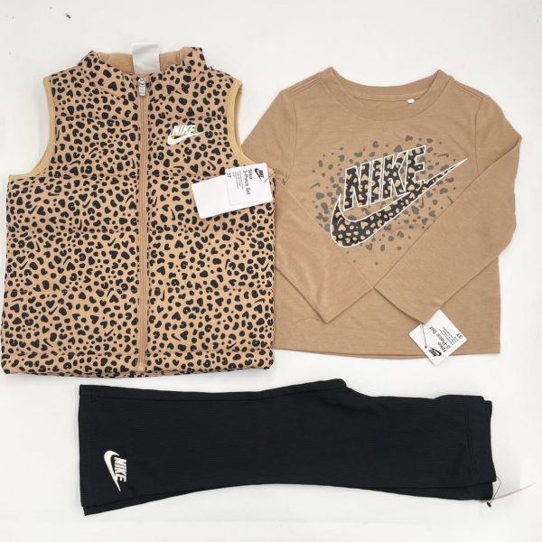 Conjunto NIKE
