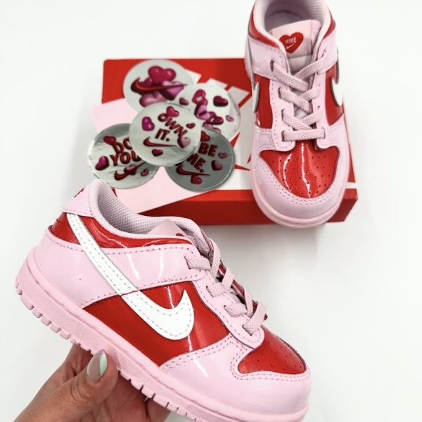 NIKE Dunk Love - N•25 y N•26