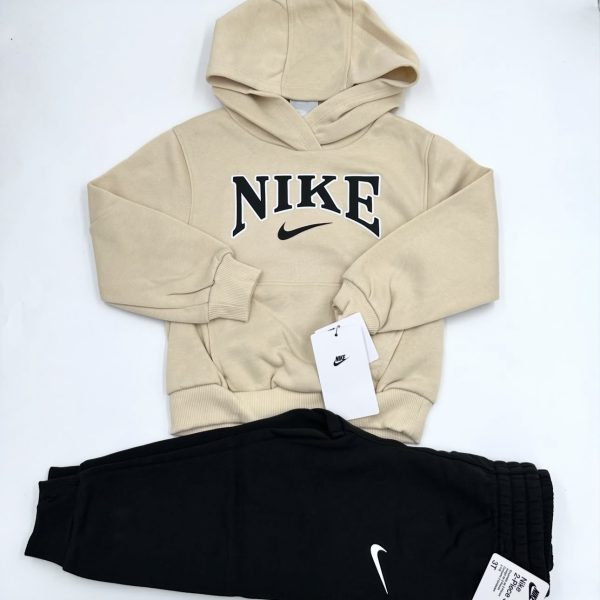 Buzo NIKE