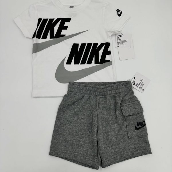 Conjunto NIKE