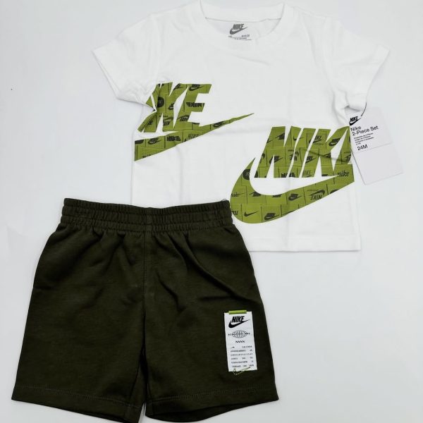 Conjunto NIKE